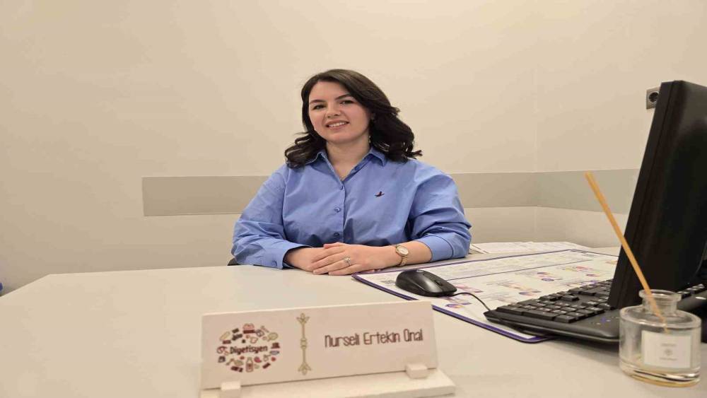 Diyetisyen &Uuml;nal: "Bayramda g&uuml;nl&uuml;k ortalama 3 ana, 3 ara &ouml;ğ&uuml;n olarak beslenme planlanabilir"
