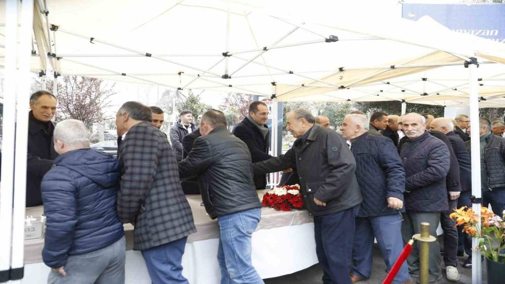 Ak&ccedil;aabat bayramda buluştu
