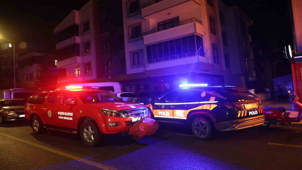 Haber alınamayan şahıs evinde &ouml;l&uuml; bulundu
