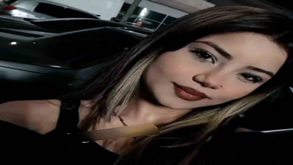 Devrilen motosikletteki kız &ccedil;ocuğu &ouml;ld&uuml;
