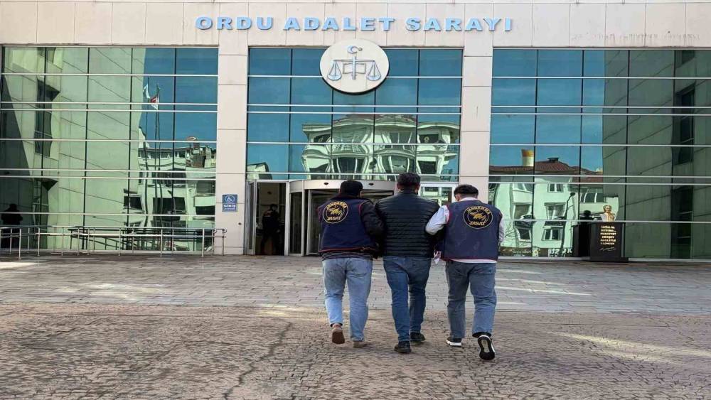 Ordu&rsquo;da jandarma aranan 62 ş&uuml;pheliyi yakaladı
