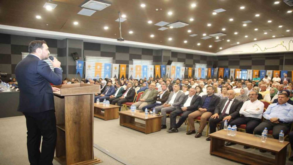 AK Parti Elazığ Teşkilatı bir araya geldi
