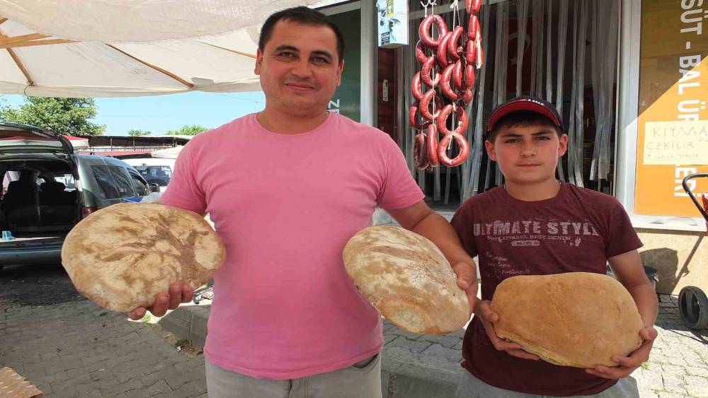 Burhaniye&rsquo;de k&ouml;y ekmeği sevildi
