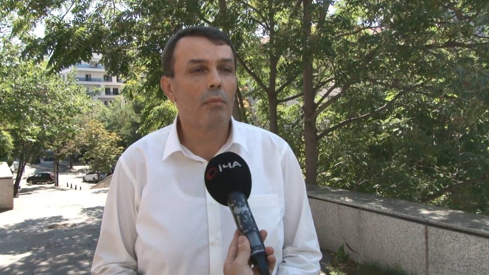12 ay &uuml;retilen yerli muz i&ccedil;in hem &uuml;reticiden hem de uzmanından &ccedil;ağrı
