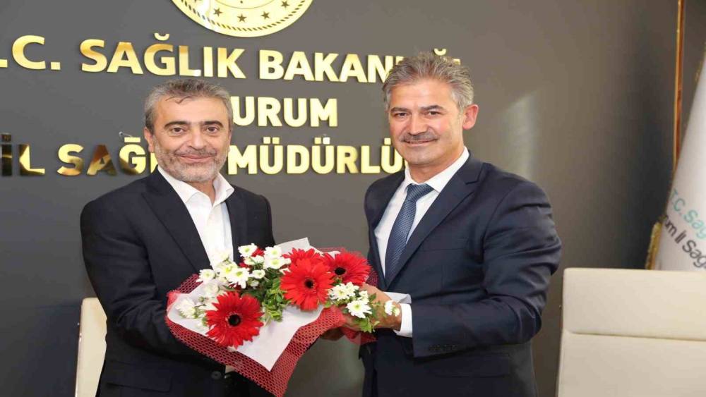 Erzurum Sağlık M&uuml;d&uuml;rl&uuml;ğ&uuml;&rsquo;nde bayrak değişimi: Bedir g&ouml;revi Meral&rsquo;e devretti
