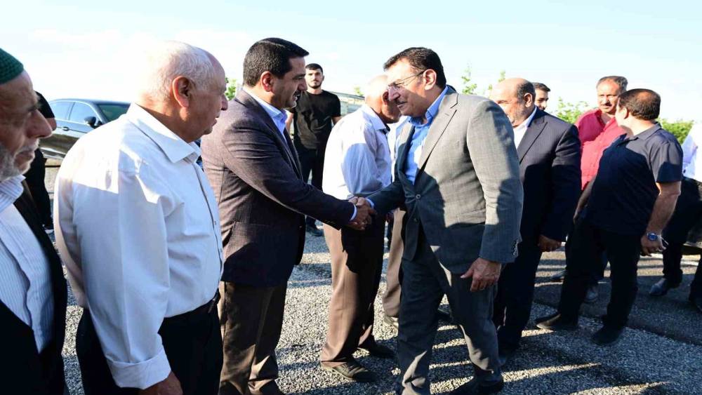 Başkan Taşkın&rsquo;dan Milletvekili T&uuml;fenk&ccedil;i ile mahalle ziyareti
