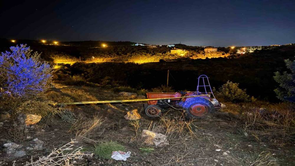Park etmek istediği trakt&ouml;rden d&uuml;şen yaşlı adam hayatını kaybetti
