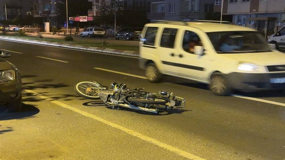 L&uuml;leburgaz&rsquo;da feci kaza: Motosiklet s&uuml;r&uuml;c&uuml;s&uuml; hayatını kaybetti
