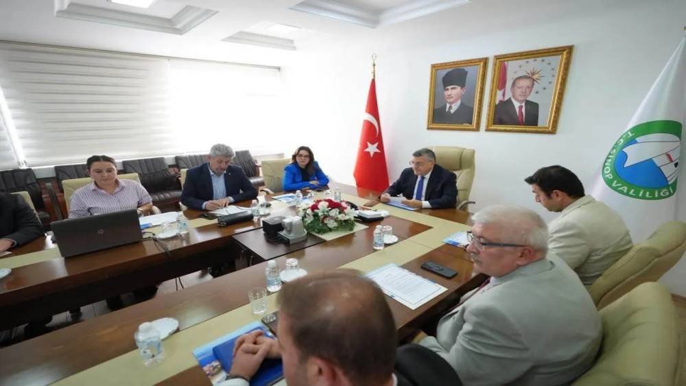 Sinop&rsquo;ta işsizliği azaltacak adımlar masaya yatırıldı
