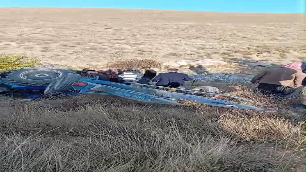 Niğde&rsquo;de trakt&ouml;r devrildi: 1 ağır yaralı
