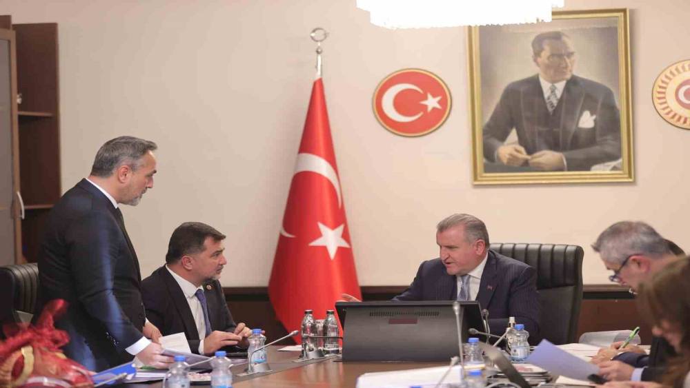 Düzce’ye spor yatırımı müjdesi
