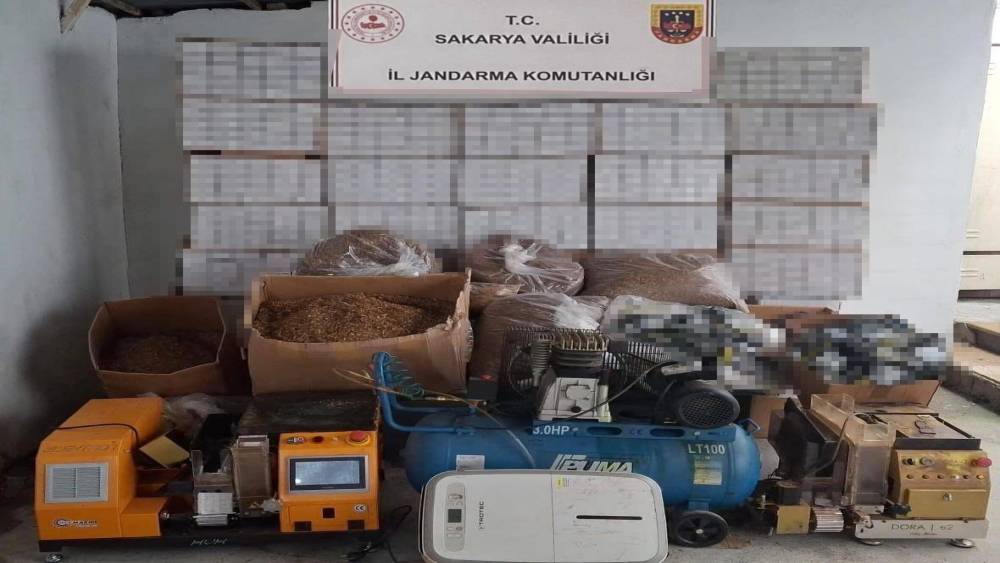 Jandarma ka&ccedil;ak&ccedil;ılığa ge&ccedil;it vermiyor: 4 il&ccedil;ede 6 g&ouml;zaltı
