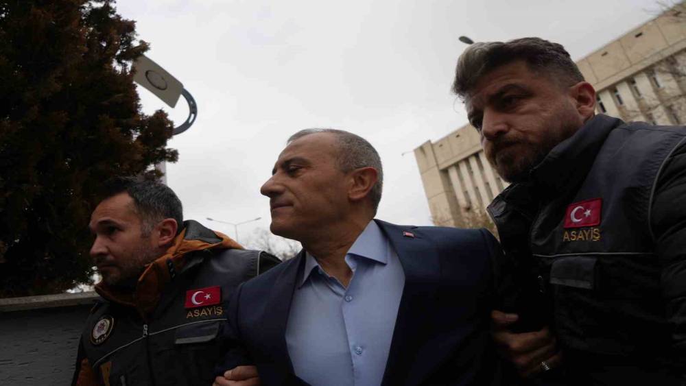 Tuncay Sonel Erzurum Adliyesi&rsquo;ne sevk edildi
