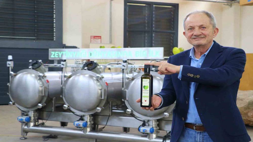 Zeytinyağında &uuml;reticileri heyecanlandıracak makine: Soğuk sıkımda sıcak sıkım verimi
