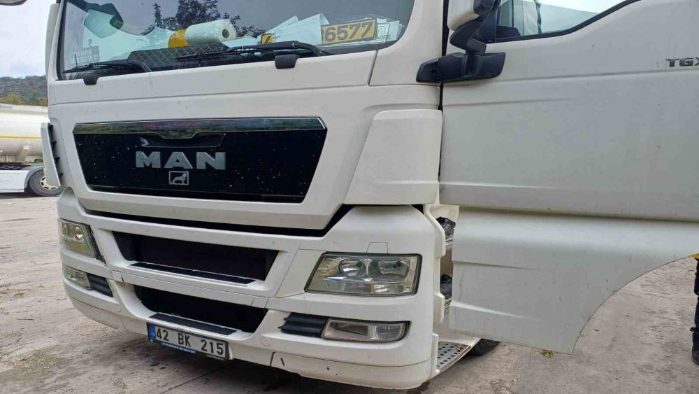 Akaryakıt istasyonunda ş&uuml;pheli &ouml;l&uuml;m
