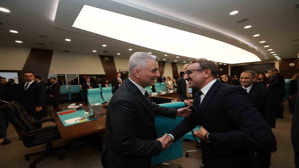 Bakan Bolat, ABD Ticaret Odası heyetiyle bir araya geldi
