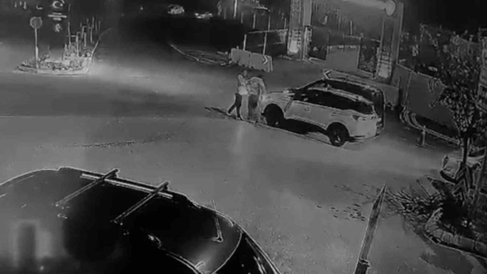 Trafikte kavga eden 2 s&uuml;r&uuml;c&uuml;ye 360 bin TL ceza
