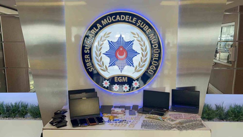 &Ccedil;ağrı merkezi dolandırıcıları, vatandaşın kişisel verilerini "panel" adı verilen platformlardan ele ge&ccedil;irmiş
