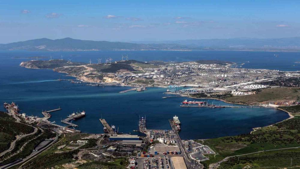 Aliağa limanları 2026&rsquo;nın ilk 6 ayında T&uuml;rkiye liderliğini s&uuml;rd&uuml;rd&uuml;
