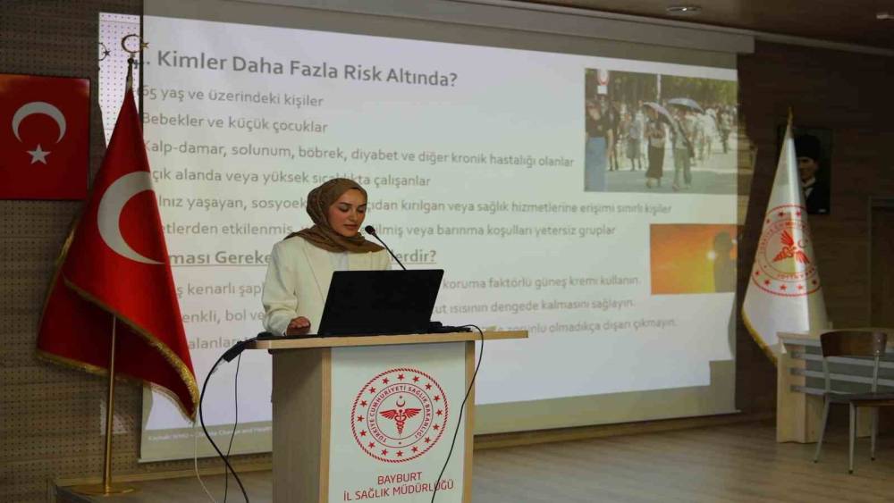 Bayburt&rsquo;ta iklim krizinin sağlığa etkileri anlatıldı
