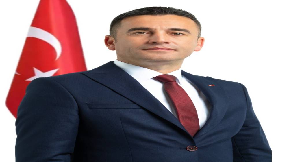 Başkan Habil D&ouml;kmeci, "CHP&rsquo;den ayrılmıyor, Yeni Parti&rsquo;ye ge&ccedil;miyorum"
