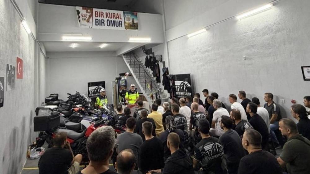 &Ccedil;anakkale&rsquo;de motosikletlilere denetim
