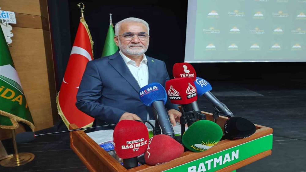 H&Uuml;DA PAR Genel Başkanı Yapıcıoğlu: "&Ouml;n&uuml;m&uuml;ze yepyeni bir sayfa a&ccedil;ılacak ve şiddet sayfası kapanacak"
