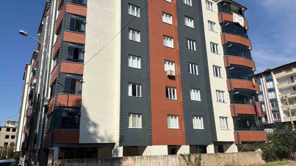 Osmaniye&rsquo;de eşini vurduktan sonra ambulansı arayıp hayatına son verdi
