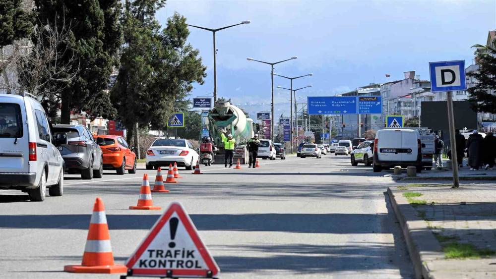 Ordu&rsquo;da trafik denetimlerinde 18 bin ara&ccedil; denetlendi
