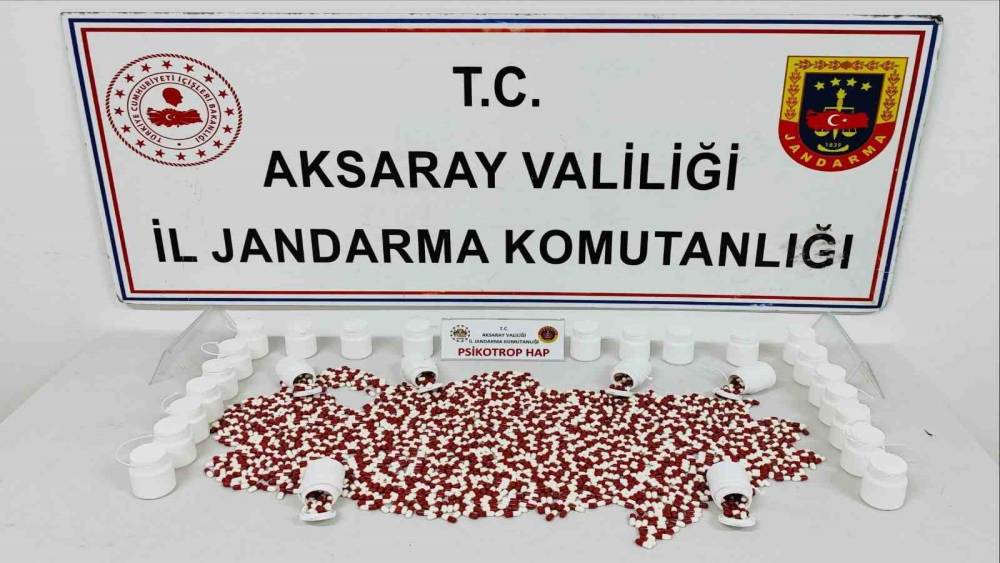 İstanbul&rsquo;dan uyuşturucu getirdi, jandarmanın operasyonuyla yakalanarak tutuklandı
