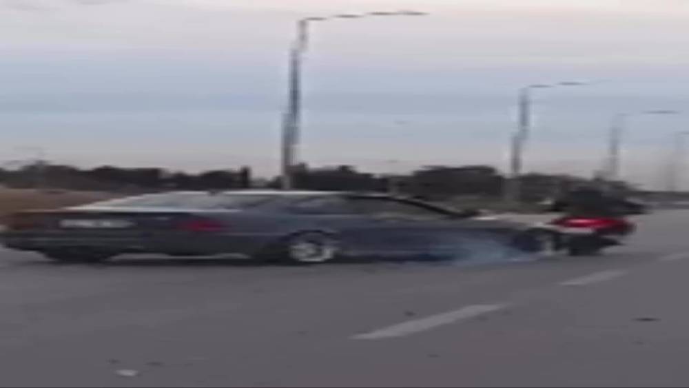 Drift yapan l&uuml;ks otomobil s&uuml;r&uuml;c&uuml;s&uuml;ne 58 bin 217 lira ceza kesildi
