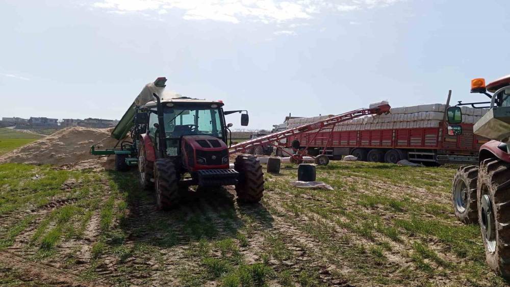 Siirt&rsquo;te silahla oynayan kişi kazara kendini vurdu
