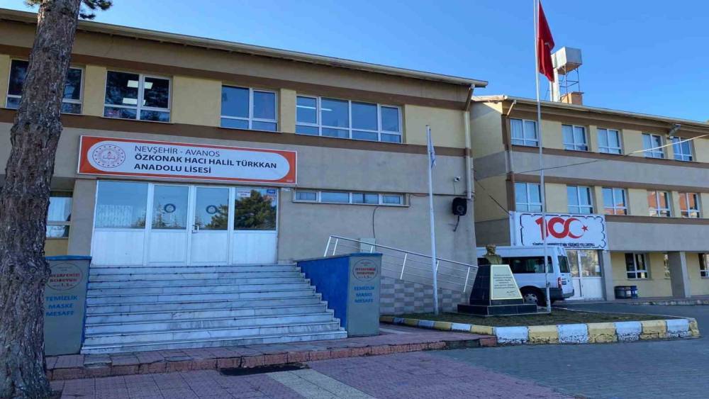 Nevşehir&rsquo;de &ccedil;alıştığı okulun kazan dairesinde &ouml;l&uuml; olarak bulundu
