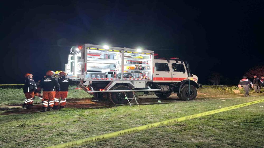 Ankara&rsquo;da Kara Havacılık Komutanlığı&rsquo;na ait helikopter kaza kırıma uğradı: Personelin sağlık durumunda olumsuzluk yok
