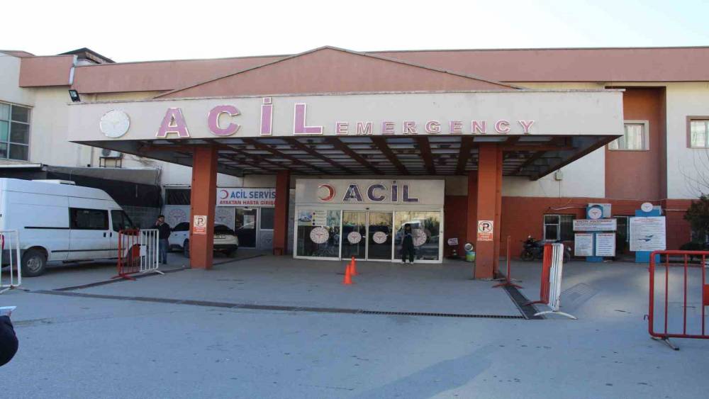 Şırnak&rsquo;ta taşlı sopalı arazi kavgası: 29 yaralı
