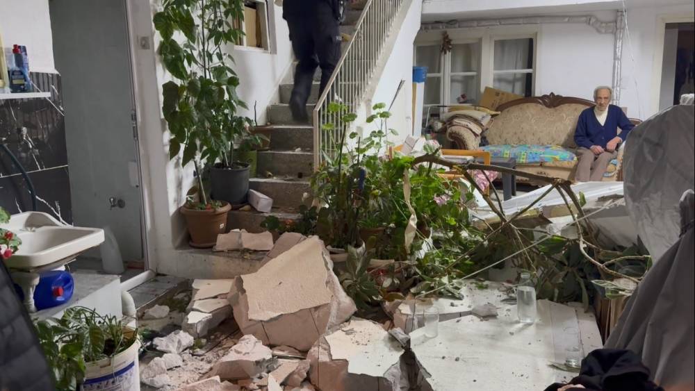 Menteşe&rsquo;de korkutan patlama: 3 kişi yaralandı
