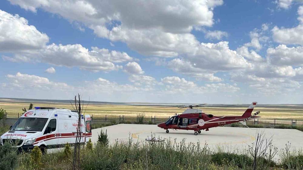 Kalp krizi ge&ccedil;iren hasta ambulans helikopter ile Konya&rsquo;ya sevk edildi
