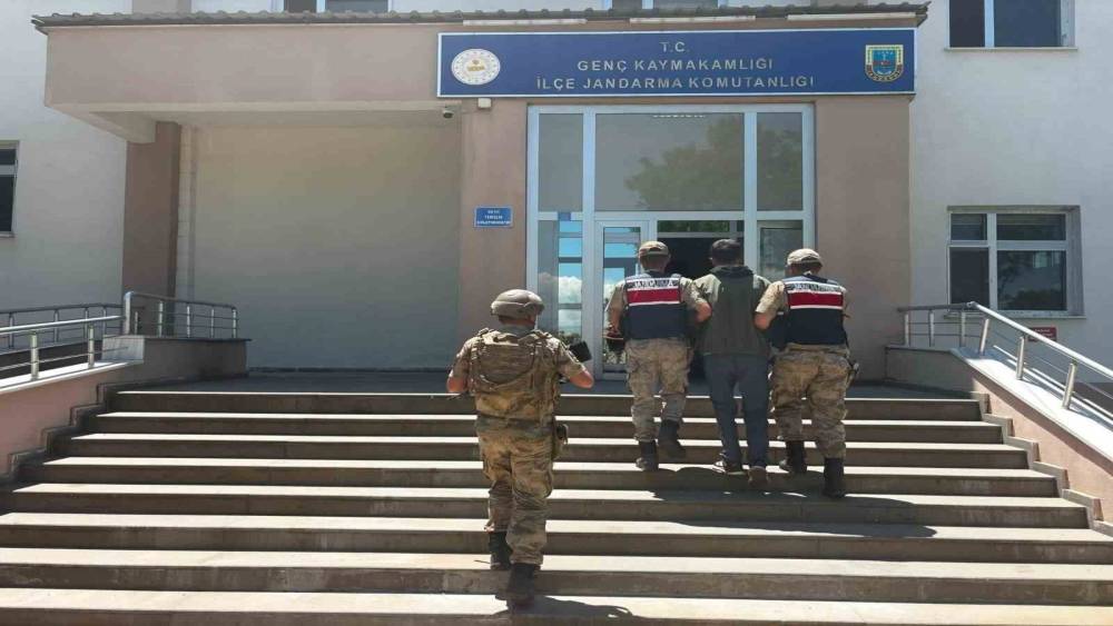 Bing&ouml;l&rsquo;de kesinleşmiş hapis cezası bulunan 4 zanlı tutuklandı
