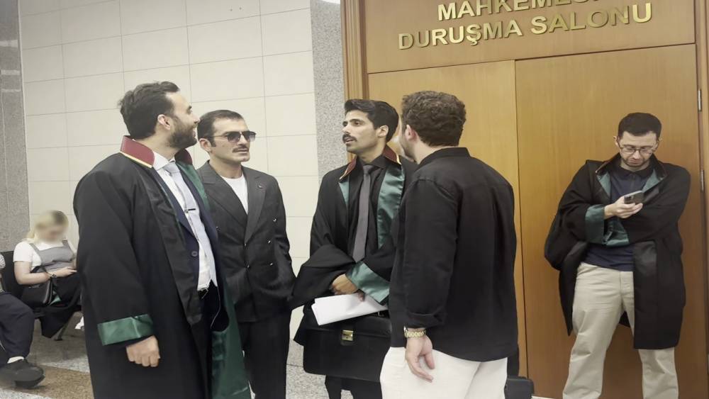 Oyuncu Ufuk Bayraktar&rsquo;ın yargılandığı dava d&uuml;şt&uuml;
