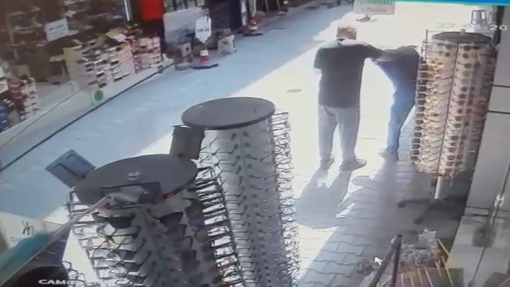 Heimlich manevrası hayat kurtardı
