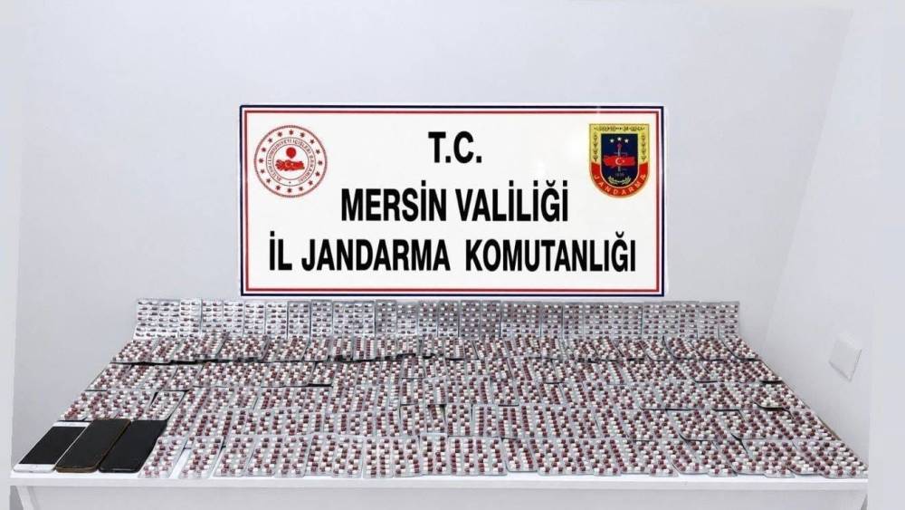 Mersin&rsquo;de uyuşturucu operasyonu: 2 tutuklama
