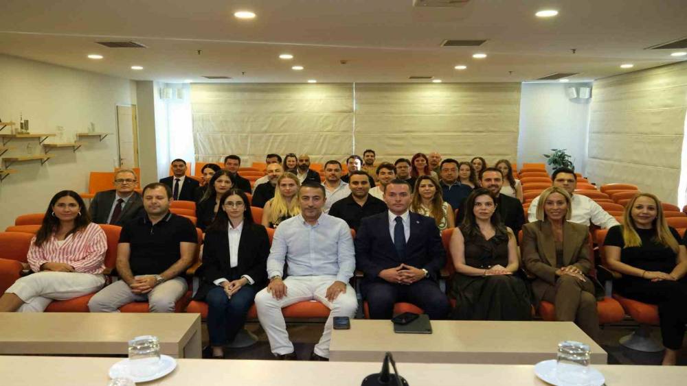 EGİAD&rsquo;da yeni nesil dijital g&ouml;r&uuml;n&uuml;rl&uuml;k semineri
