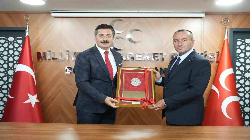 Başkan &Ouml;zel: "Yenişehir i&ccedil;in aynı irade, aynı inan&ccedil; ve ortak akılla &ccedil;alışacağız"
