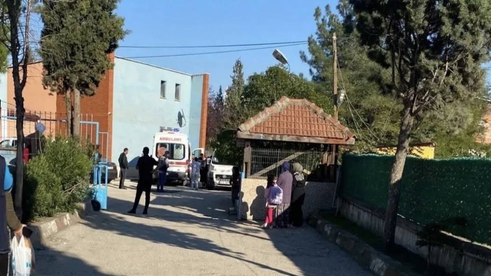 Boyabat&rsquo;ta servis aracı 8 yaşındaki &ouml;ğrenciye &ccedil;arptı
