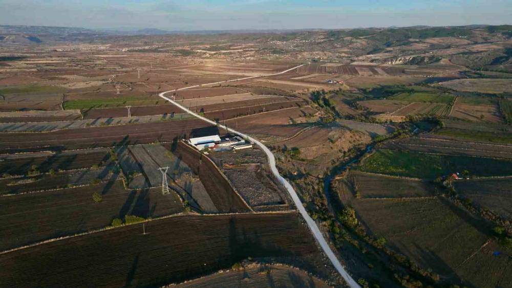Başkan Dutlulu yenilenen yolda incelemelerde bulundu
