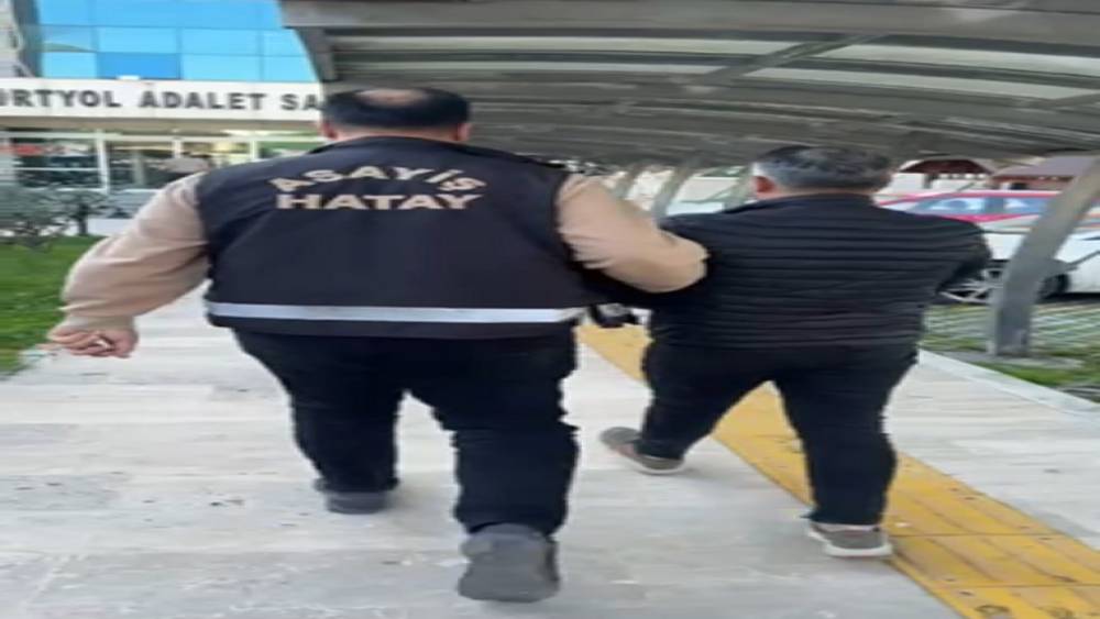 D&ouml;rtyol&rsquo;da hapis cezaları bulunan 3 kişi tutuklandı
