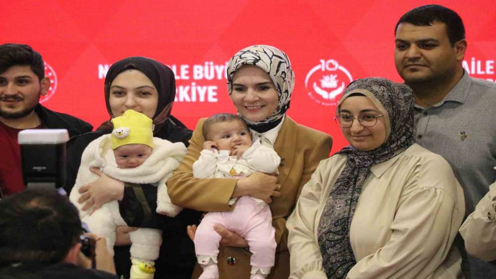 Aile ve Sosyal Hizmetler Bakanı G&ouml;ktaş: "Aile, bizleri her t&uuml;rl&uuml; tehdide karşı koruyan en stratejik kalkandır"

