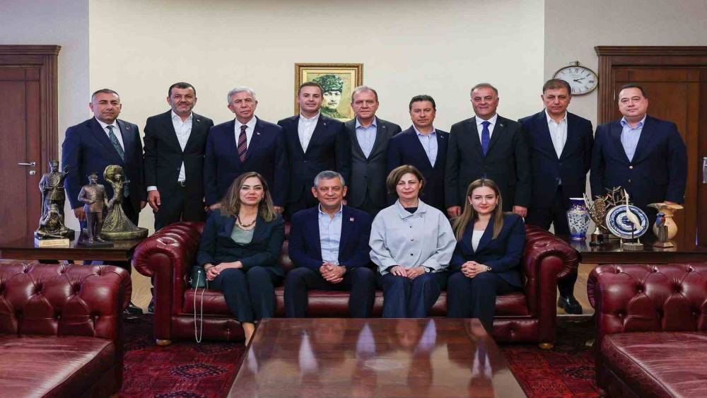 CHP&rsquo;li b&uuml;y&uuml;kşehir belediye başkanlarından ortak a&ccedil;ıklama

