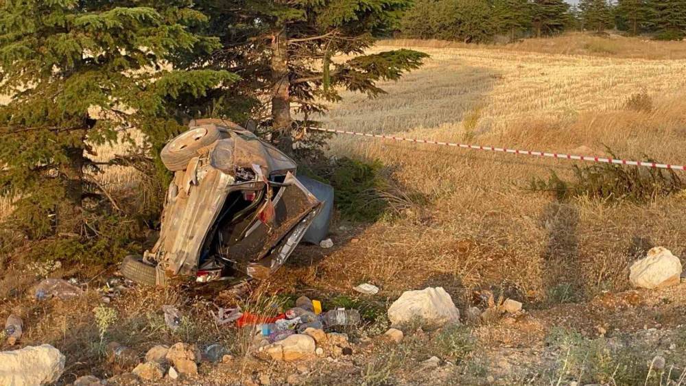Karaman&rsquo;da otomobil şarampole takla attı: 1 yaralı
