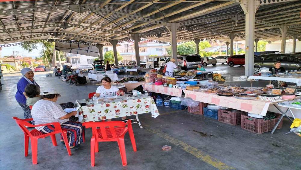 K&ouml;yceğiz Kadın &Uuml;retici Pazarı aile b&uuml;t&ccedil;esine katkı sağlıyor
